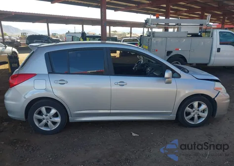 2010 Nissan Versa 1.8Sl z USA, uszkodzony, nr VIN 3N1BC1CP6AL377115